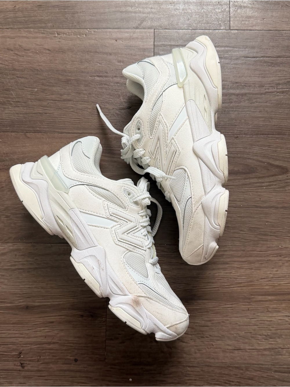 New Balance 9060 Women's White Chunky Trainer